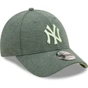 czapki-curva-zielony-tasma-regulowana-9forty-jersey-essential-new-york-yankees-mlb-new-era