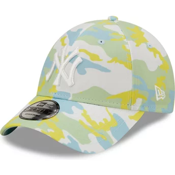 Zielona, regulowana czapka 9FORTY All Over Print Seasonal z logo New York Yankees MLB od New Era z zakrzywionym daszkiem