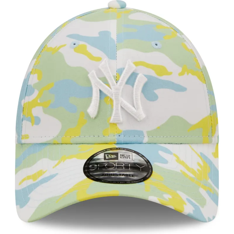 czapki-curva-zielony-tasma-regulowana-9forty-all-over-print-seasonal-new-york-yankees-mlb-new-era