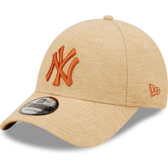 Regulowana brązowa czapka z daszkiem 9FORTY Jersey Essential z brązowym logo New York Yankees MLB od New Era