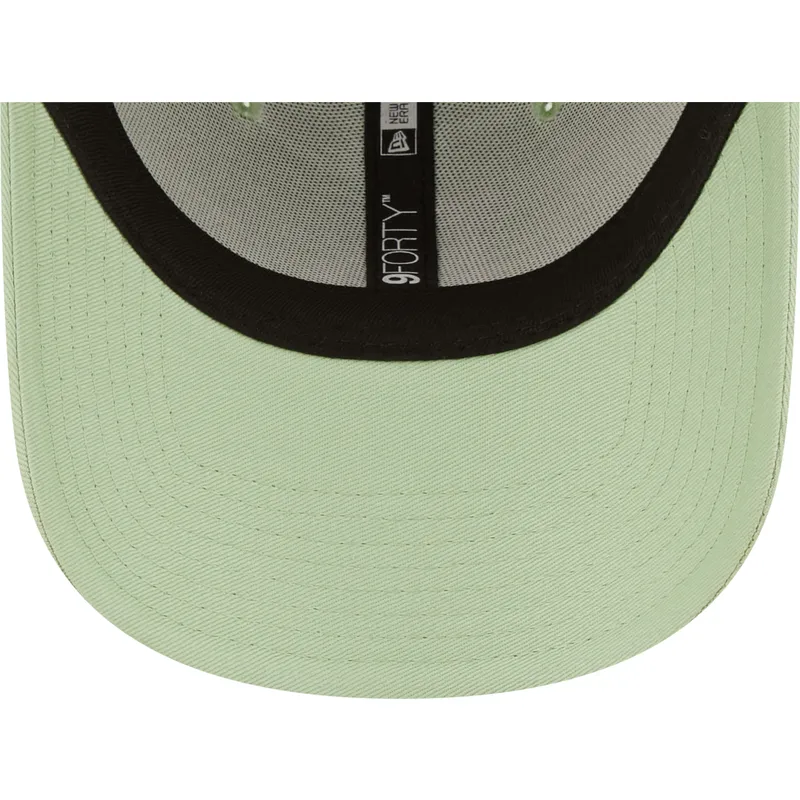 czapki-curva-zielony-tasma-regulowana-claro-9forty-league-essential-los-angeles-dodgers-mlb-new-era czapki-curva-zielony-tasma-regulowana-claro-9forty-league-essential-los-angeles-dodgers-mlb-new-era