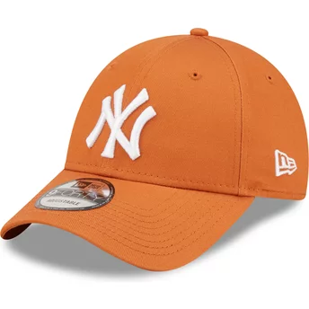 Regulowana pomarańczowa czapka z zakrzywionym daszkiem 9FORTY League Essential New York Yankees MLB od New Era