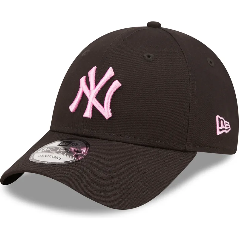 czapki-curva-czarny-tasma-regulowana-rosa-9forty-league-essential-new-york-yankees-mlb-new-era czapki-curva-czarny-tasma-regulowana-rosa-9forty-league-essential-new-york-yankees-mlb-new-era