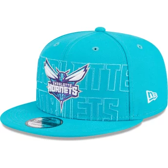 Niebieska płaska czapka snapback 9FIFTY Draft Edition 2023 od Charlotte Hornets NBA od New Era