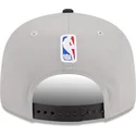 szara-i-czarna-plaska-czapka-snapback-9fifty-draft-edition-2023-brooklyn-nets-nba-new-era