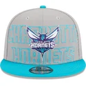 szara-i-niebieska-czapka-z-daszkiem-snapback-9fifty-draft-edition-2023-charlotte-hornets-nba-od-new-era