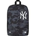 plecaki-kamuflaz-negro-zip-down-new-york-yankees-mlb-new-era