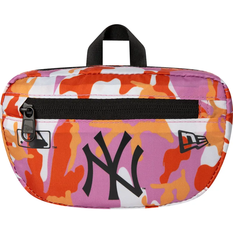 rozowa-nerka-z-nadrukiem-micro-all-over-print-new-york-yankees-mlb-od-new-era