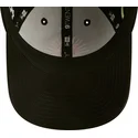 czarna-zakrzywiona-czapka-regulowana-9twenty-washed-graphic-od-new-era