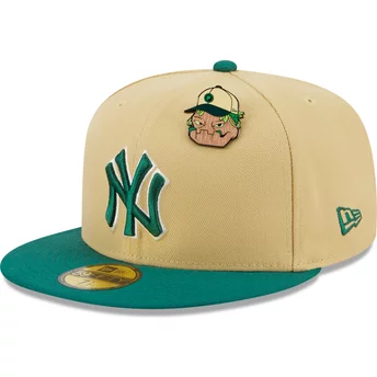 Beżowo-zielona, dopasowana czapka 59FIFTY The Elements Earth Pin z logo New York Yankees MLB od New Era