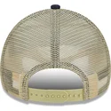 bezowo-granatowa-czapka-truckerka-9forty-a-frame-all-day-trucker-new-york-yankees-mlb-od-new-era