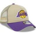bezowo-fioletowa-czapka-truckerka-9forty-a-frame-all-day-trucker-los-angeles-lakers-nba-od-new-era