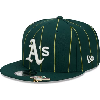 Zielona, płaska czapka snapback 9FIFTY Pinstripe Visor Clip z Oakland Athletics MLB od New Era