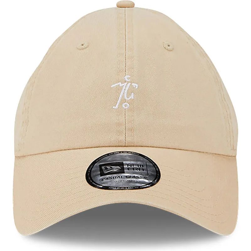 bezowa-zakrzywiona-czapka-z-regulacja-casual-classic-stickman-manchester-united-football-club-premier-league-new-era