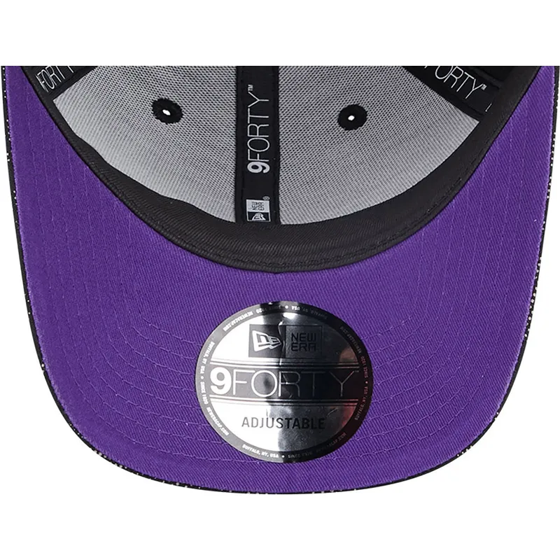 czarna-regulowana-czapka-z-zakrzywionym-daszkiem-9forty-reflective-visor-aprilia-piaggio-od-new-era