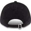 czarna-regulowana-czapka-z-zakrzywionym-daszkiem-z-czarnym-logo-9forty-cord-new-york-yankees-mlb-od-new-era
