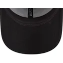 czarna-regulowana-czapka-z-zakrzywionym-daszkiem-z-czarnym-logo-9forty-cord-new-york-yankees-mlb-od-new-era