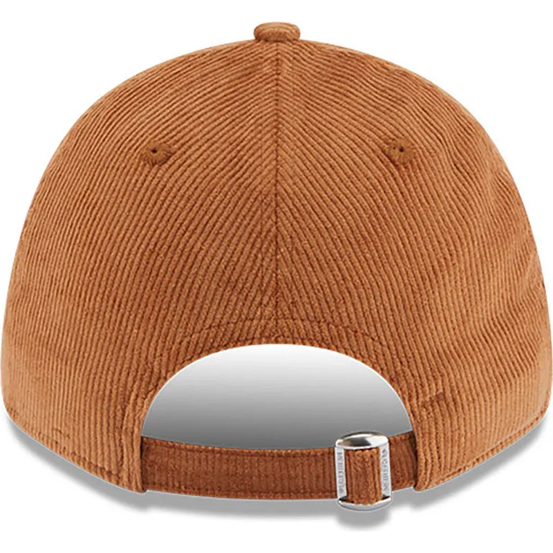 czapki-curva-brazowy-tasma-regulowana-9forty-cord-new-york-yankees-mlb-new-era czapki-curva-brazowy-tasma-regulowana-9forty-cord-new-york-yankees-mlb-new-era