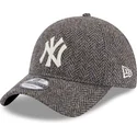 ciemnoszara-zakrzywiona-czapka-regulowana-9twenty-tweed-pack-new-york-yankees-mlb-od-new-era