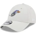 czapki-curva-bezowy-tasma-regulowana-9forty-correcaminos-looney-tunes-new-era