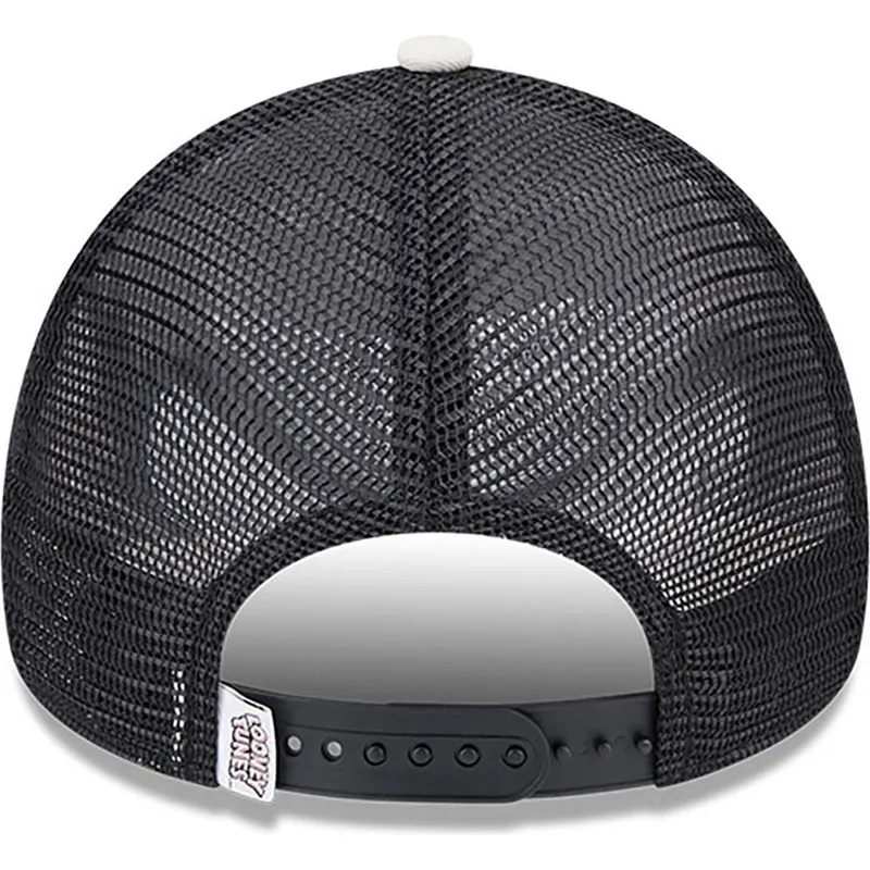czapki-curva-bezowy-snapback-a-frame-bugs-bunny-y-pato-lucas-looney-tunes-new-era czapki-curva-bezowy-snapback-a-frame-bugs-bunny-y-pato-lucas-looney-tunes-new-era