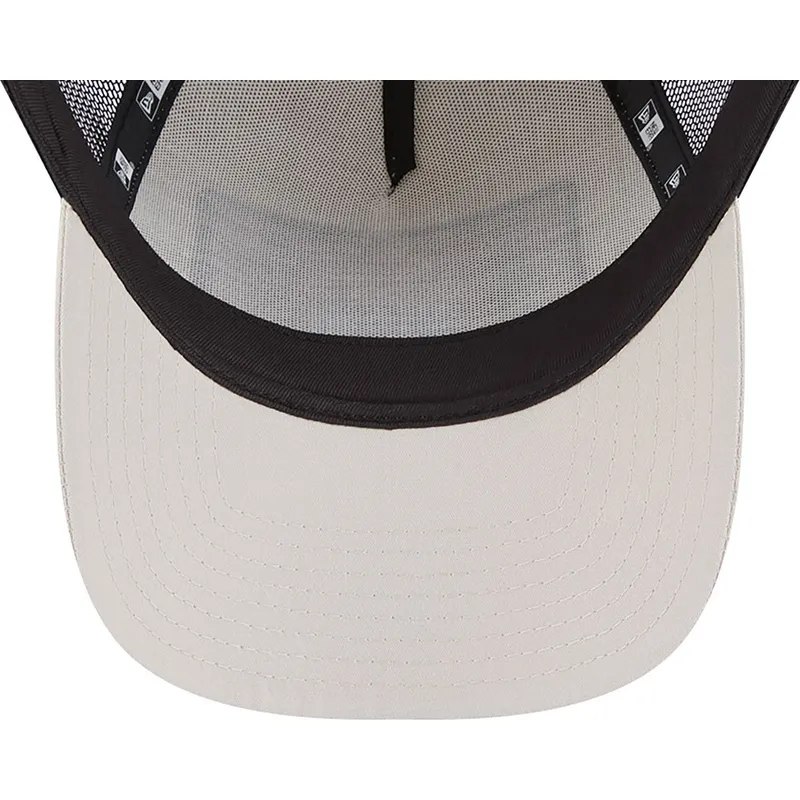 czapki-curva-bezowy-snapback-a-frame-repreve-license-plate-miami-new-era