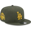 zielona-czapka-z-plaskim-daszkiem-snapback-z-zoltym-logo-los-angeles-dodgers-mlb-9fifty-side-patch-od-new-era
