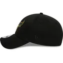 czapki-curva-czarny-tasma-regulowana-9forty-metallic-badge-chicago-bulls-nba-new-era