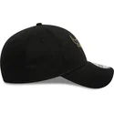 czarna-zakrzywiona-regulowana-czapka-9forty-metallic-badge-chicago-bulls-nba-od-new-era