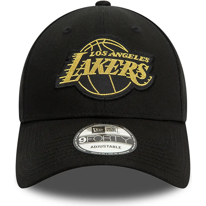 czapki-curva-czarny-tasma-regulowana-9forty-metallic-badge-los-angeles-lakers-nba-new-era czapki-curva-czarny-tasma-regulowana-9forty-metallic-badge-los-angeles-lakers-nba-new-era