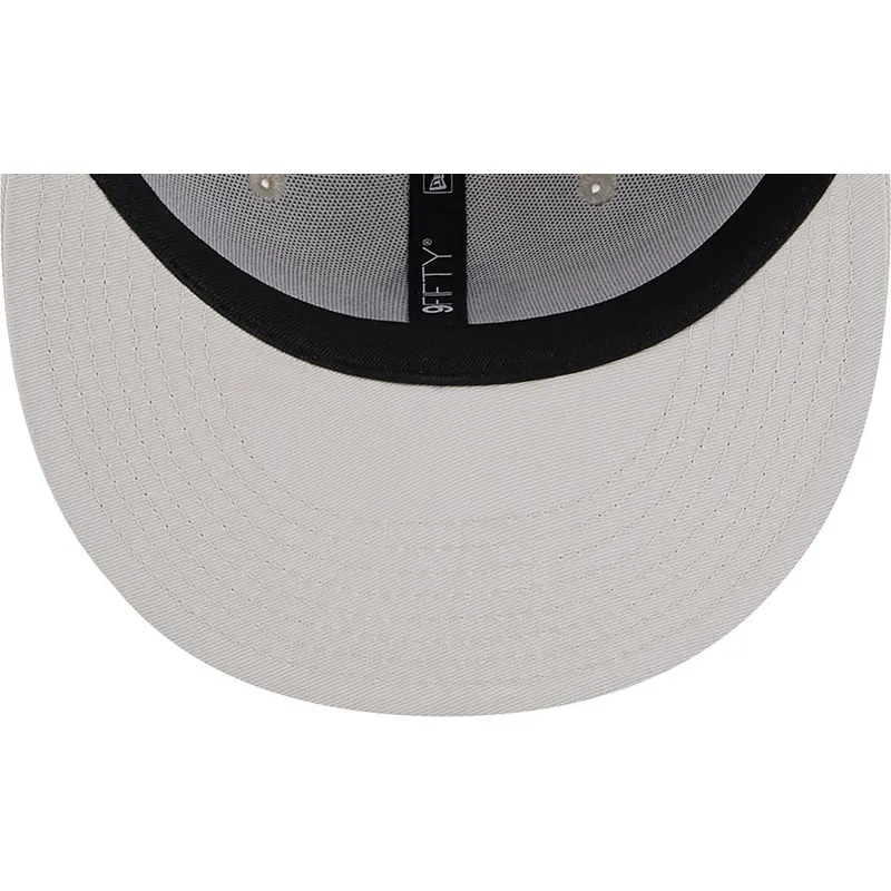 czapki-plana-bezowy-snapback-marron-9fifty-league-essential-new-york-yankees-mlb-new-era