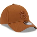 czapki-curva-brazowy-dopasowany-39thirty-league-essential-new-york-yankees-mlb-new-era