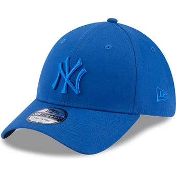 Niebieska, regulowana czapka z zakrzywionym daszkiem z niebieskim logo 39THIRTY League Essential New York Yankees MLB od New Era