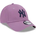 czapki-curva-fioletowy-tasma-regulowana-9forty-league-essential-new-york-yankees-mlb-new-era