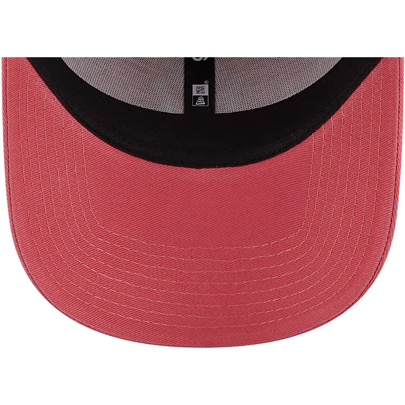 czapki-curva-roz-tasma-regulowana-claro-9forty-league-essential-new-york-yankees-mlb-new-era