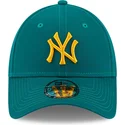 czapki-curva-zielony-tasma-regulowana-9forty-league-essential-new-york-yankees-mlb-new-era