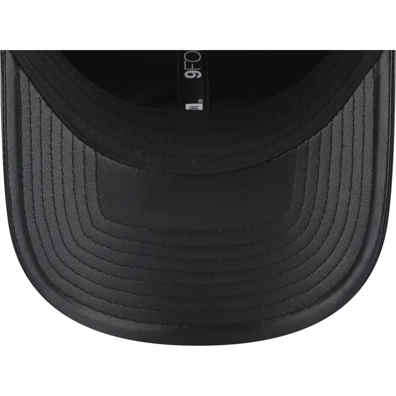 czapki-curva-czarny-tasma-regulowana-9forty-leather-new-york-yankees-mlb-new-era czapki-curva-czarny-tasma-regulowana-9forty-leather-new-york-yankees-mlb-new-era