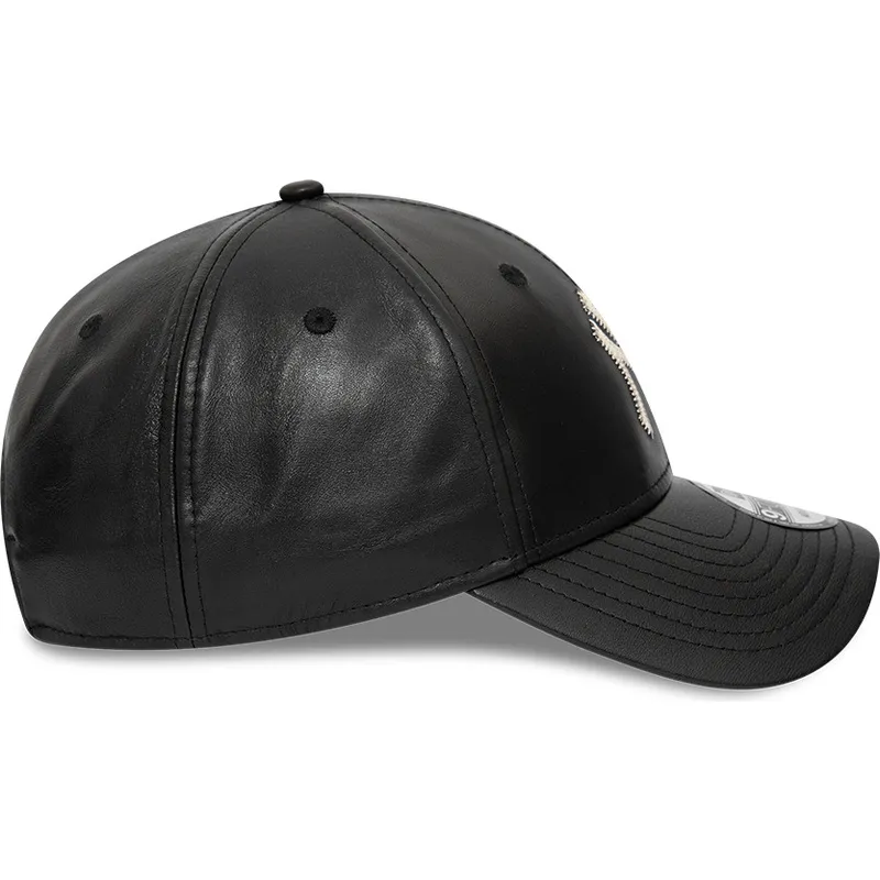 czapki-curva-czarny-tasma-regulowana-9forty-leather-new-york-yankees-mlb-new-era czapki-curva-czarny-tasma-regulowana-9forty-leather-new-york-yankees-mlb-new-era