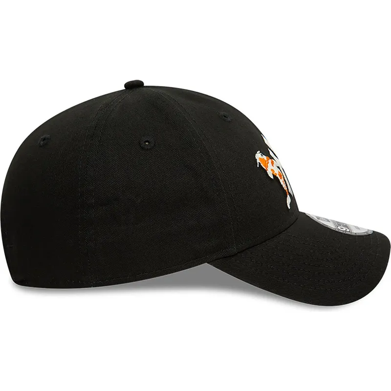 czapki-curva-czarny-tasma-regulowana-9forty-koi-fish-new-york-yankees-mlb-new-era czapki-curva-czarny-tasma-regulowana-9forty-koi-fish-new-york-yankees-mlb-new-era