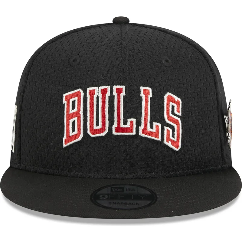czarna-plaska-czapka-snapback-9fifty-post-up-pin-chicago-bulls-nba-new-era