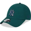 zielona-zakrzywiona-czapka-regulowana-9forty-check-infill-new-york-yankees-mlb-od-new-era
