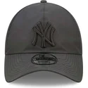czarna-zakrzywiona-regulowana-czapka-9twenty-gore-tex-new-york-yankees-mlb-od-new-era