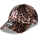 czapki-curva-lampart-tasma-regulowana-rosa-9forty-velour-new-york-yankees-mlb-new-era