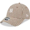 czapki-curva-brazowy-tasma-regulowana-9forty-houndstooth-new-york-yankees-mlb-new-era