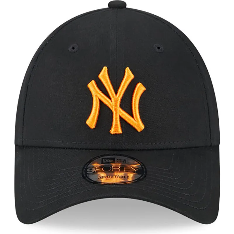 czapki-curva-czarny-tasma-regulowana-9forty-league-essential-new-york-yankees-mlb-new-era