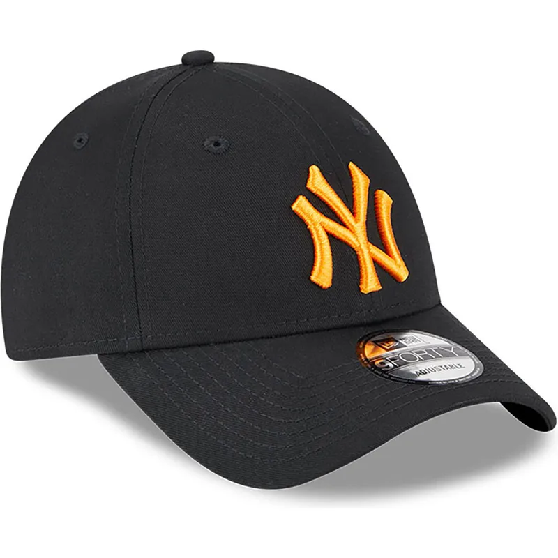 czapki-curva-czarny-tasma-regulowana-9forty-league-essential-new-york-yankees-mlb-new-era