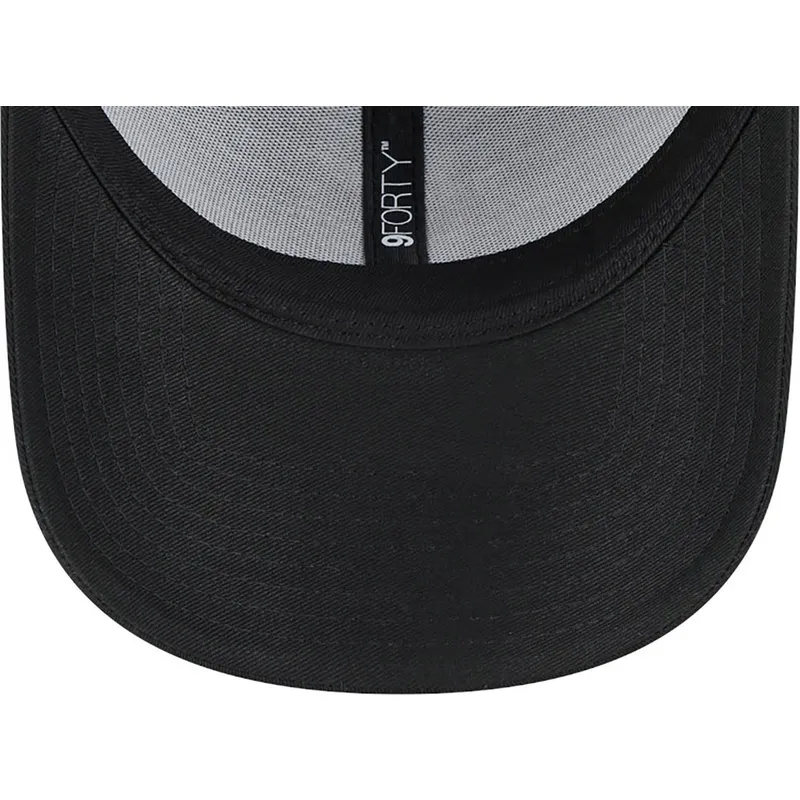 czapki-curva-czarny-tasma-regulowana-9forty-league-essential-new-york-yankees-mlb-new-era