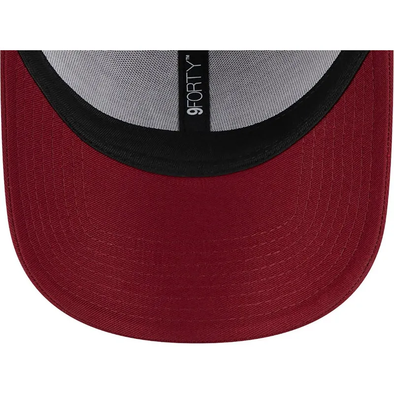 czapki-curva-czerwony-tasma-regulowana-negro-9forty-league-essential-new-york-yankees-mlb-new-era czapki-curva-czerwony-tasma-regulowana-negro-9forty-league-essential-new-york-yankees-mlb-new-era
