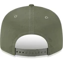 zielona-czapka-z-daszkiem-typu-snapback-z-bezowym-logo-9fifty-league-essential-new-york-yankees-mlb-od-new-era