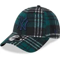 zielona-regulowana-czapka-z-zakrzywionym-daszkiem-z-niebieskim-logo-9forty-check-new-york-yankees-mlb-od-new-era
